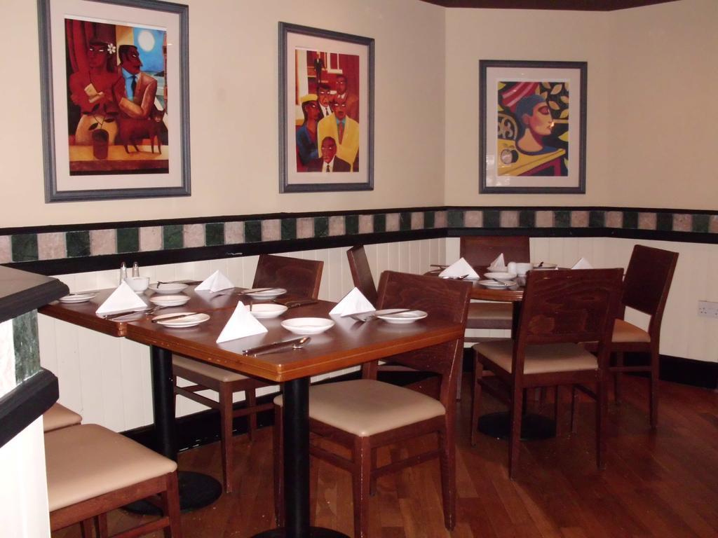 Tralee Central Hotel Bagian luar foto